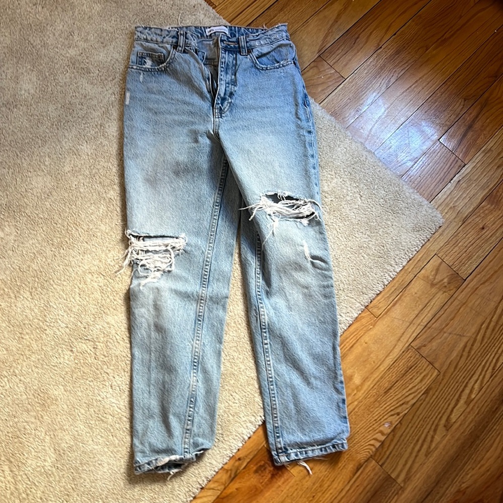 Zara mom ripped jeans